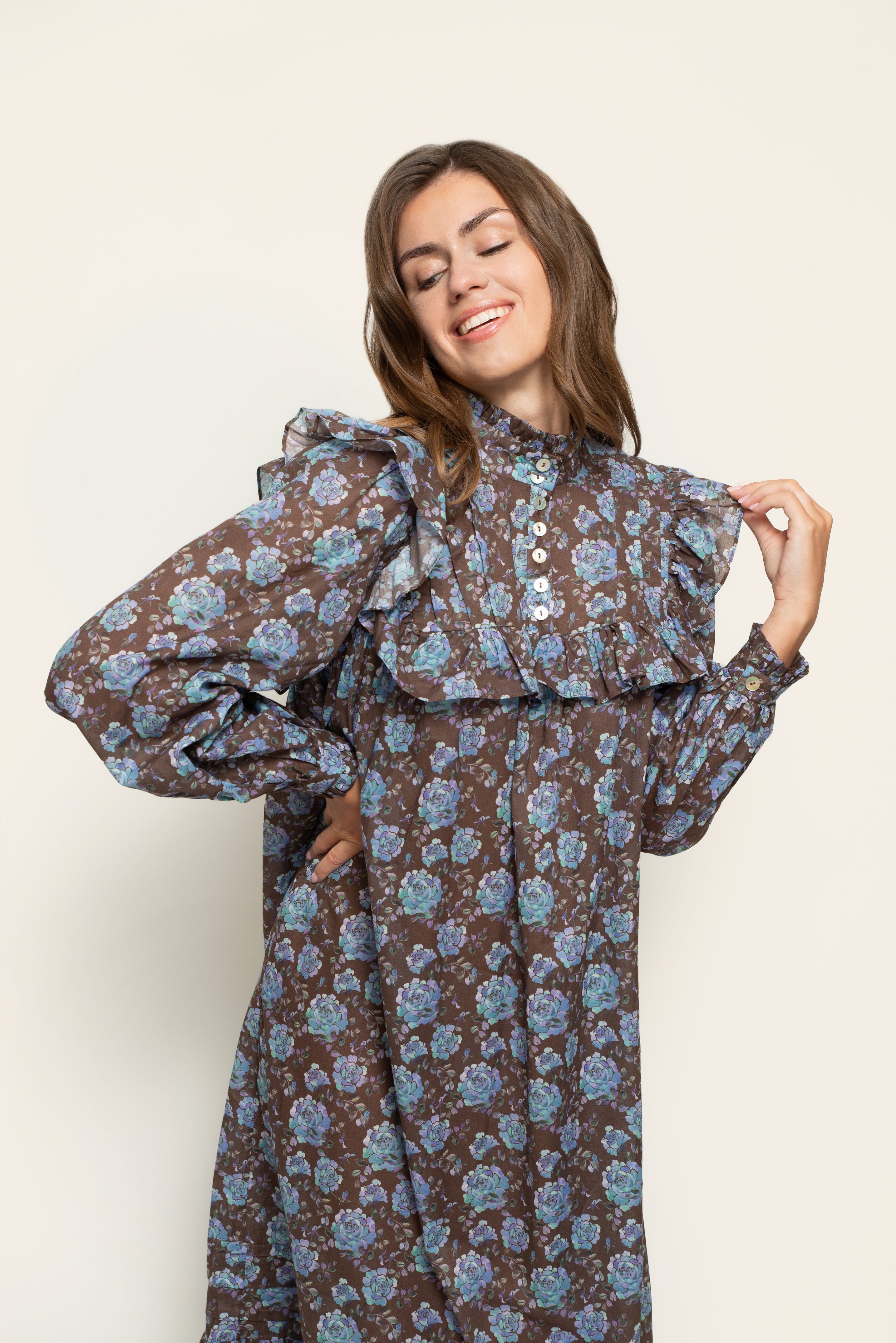 Mila dress in La Roseraie – Mûrier