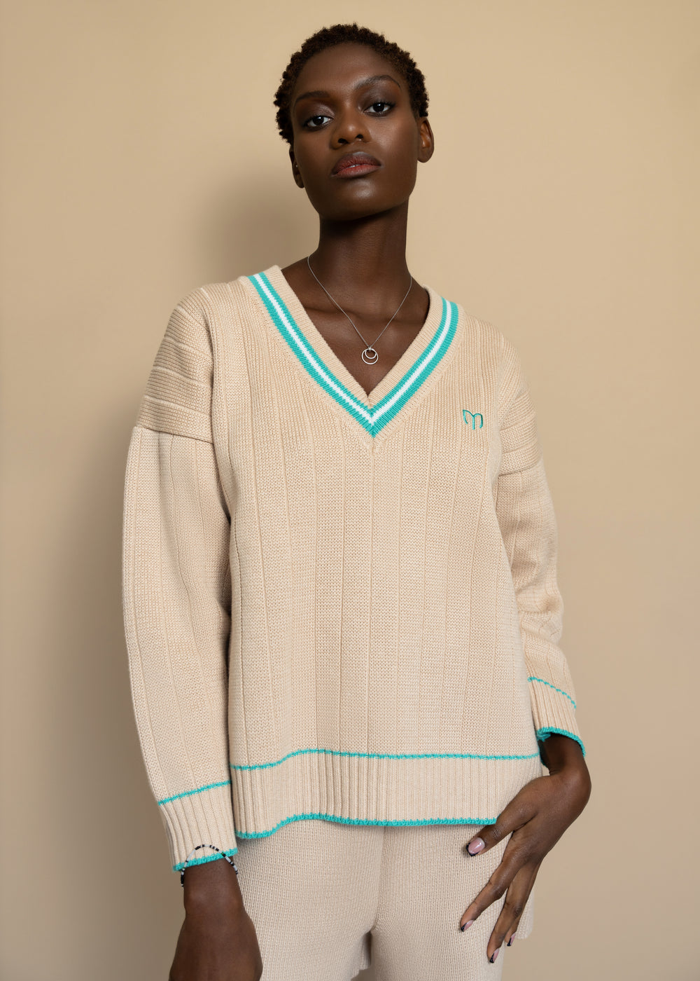 Billie Jean Sweater in Beige
